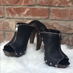 Jessica Simpson Junie Mule